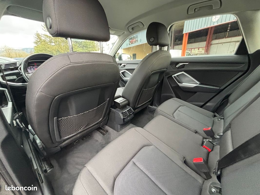 AUDI Q3 Q3 40 TDI 190 ch S tronic 7 Quattro S line (image 16)