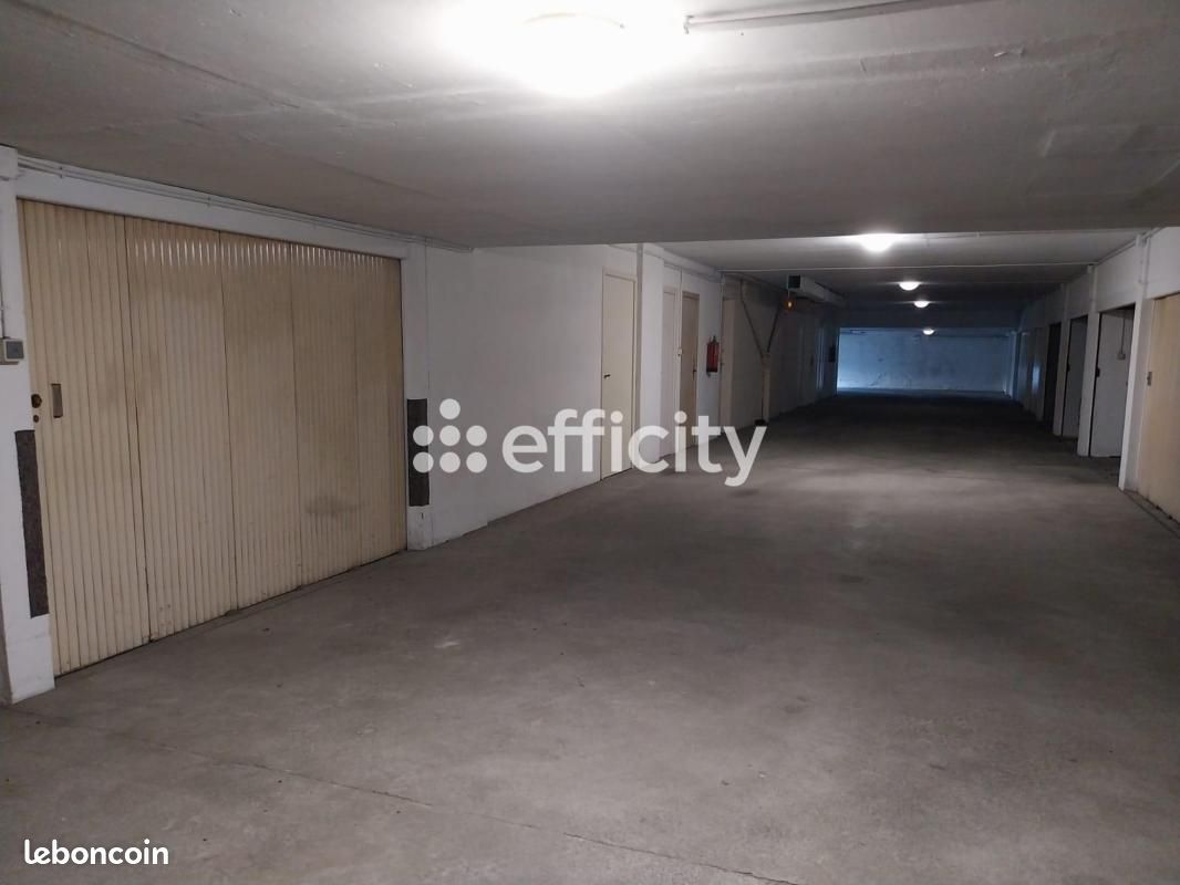 Parking 17 m² · à Royan · 17 m² · 41 500 €