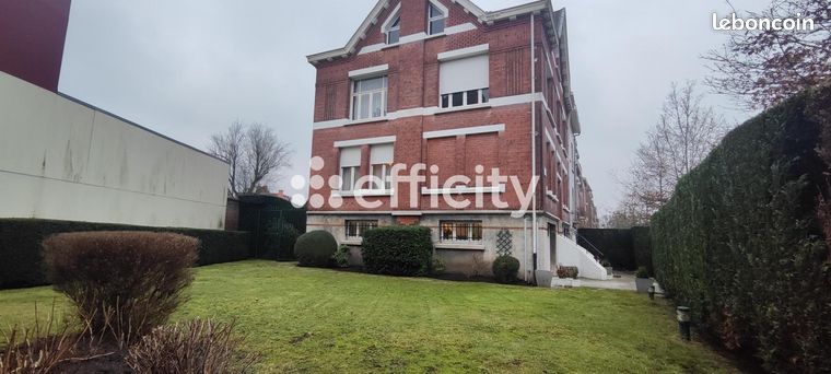 Maison 5 pièces 180 m²