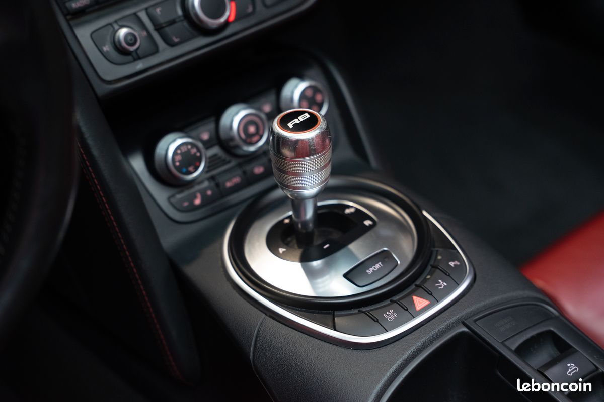 AUDI R8 V10 SPYDER 5.2 525 CV | Origine France | Bang & Olufsen | Suivi complet AUDI (image 12)