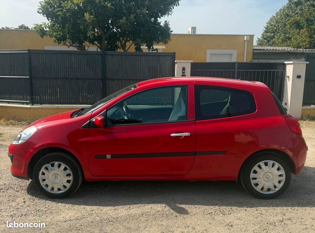 Renault Clio 1.2 75cv 1ere main GARANTIE GARAGE (image 4)