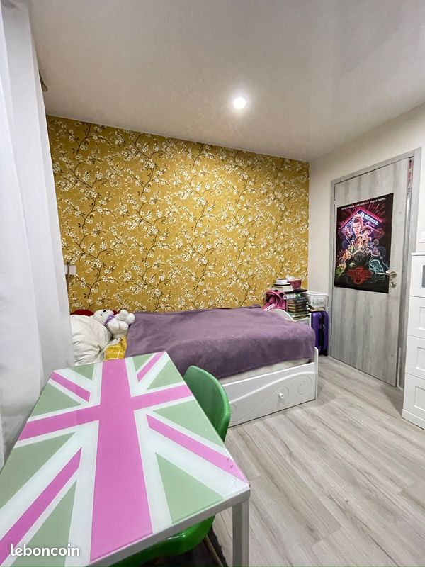 Appartement 4 pièces 66 m² · à Fontaine · 66 m² · 77 000 €