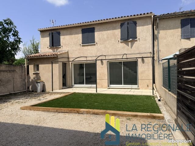 Maison 4 pièces 97 m² · à La Fare-les-Oliviers · 97 m² · 370 000 €