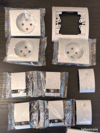 Lot De Pièces électriques Legrand SAGANE KOZI METALIDE - Occasion, Fonctionnement Correct