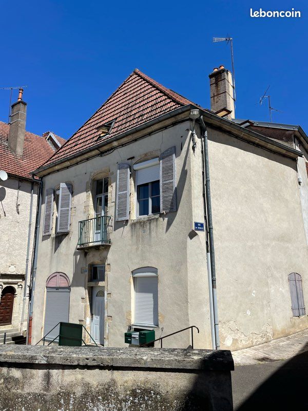 Immeuble 6 pièces 150 m² · à Gray · 150 m² · 165 000 €