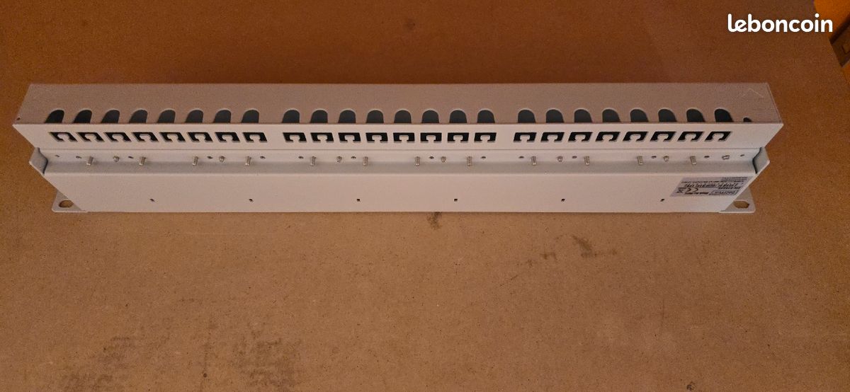 DIGITUS Panneau de Brasssage 19" Cat.6 Classe E - 24 x RJ45 (image 4)