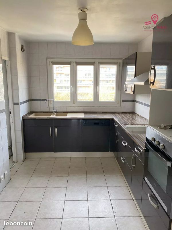 Appartement 2 pièces 58 m² · à Vénissieux · 58 m² · 702 €/mois