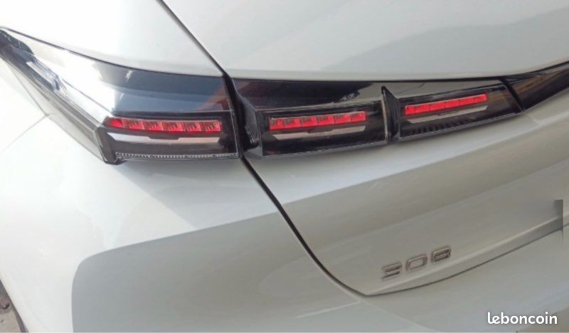 Feu arrière gauche complémentaire FULL LED - PEUGEOT 308 / 408 Phase 3 (image 1)
