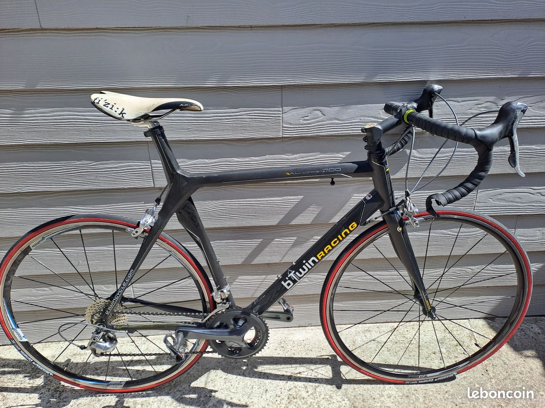Vélo route carbone Btwin FC700 (image 1)