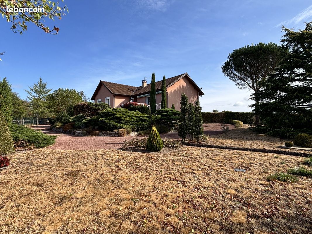 Maison 5 pièces 120 m² · à Chauffailles · 120 m² · 249 000 €