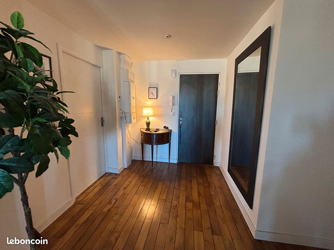 Appartement 5 pièces 131 m² · à Laval · 131 m² · 346 500 €