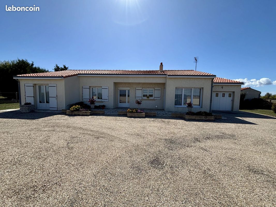 Maison 5 pièces 150 m² · à Port-des-Barques · 150 m² · 51 500 €