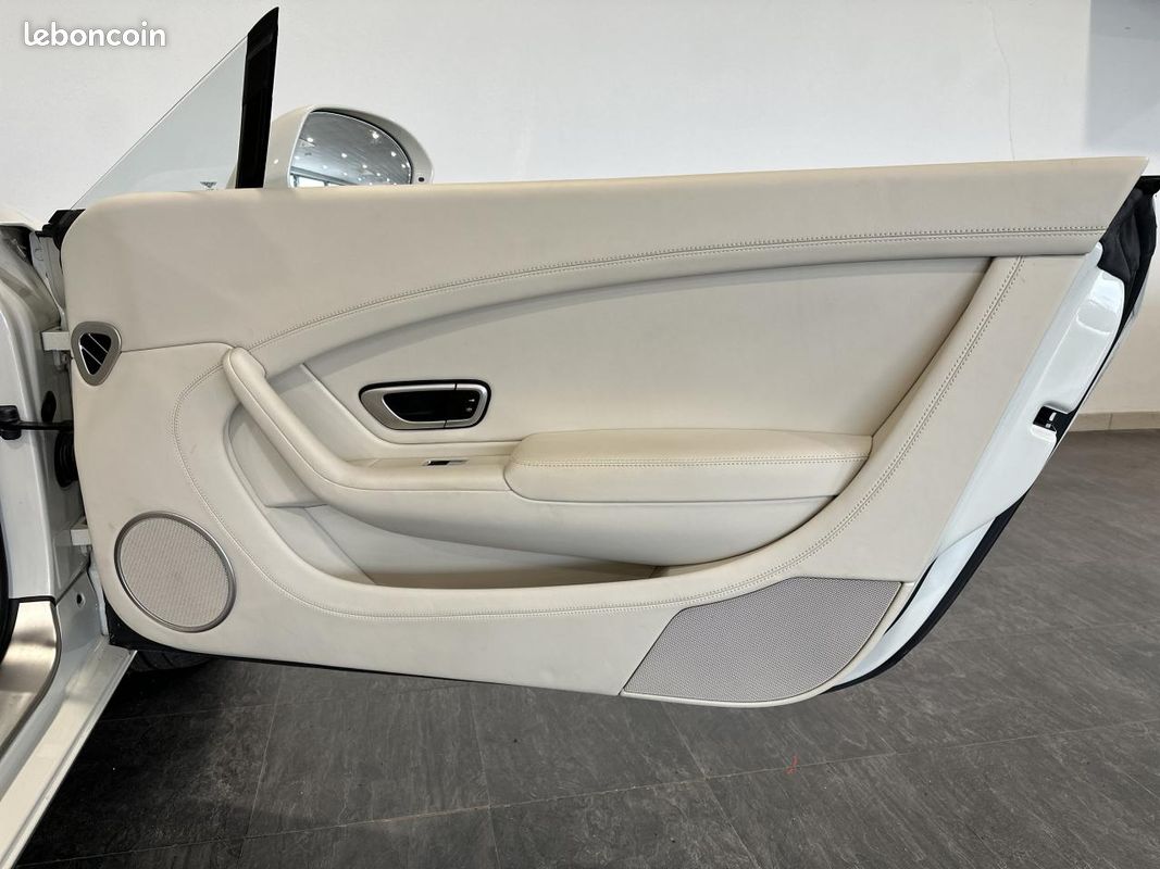 BENTLEY CONTINENTAL GTC 6.0i W12 PHASE 2 (image 29)