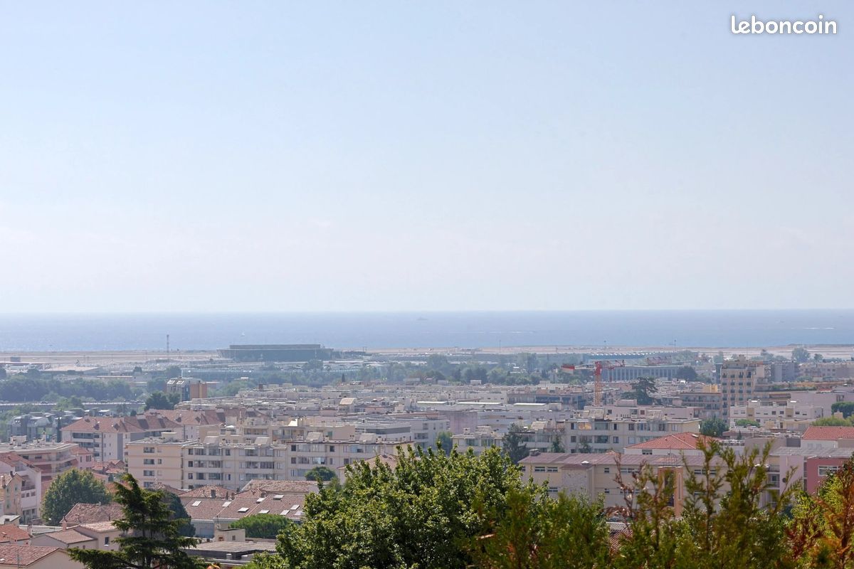 Appartement 3 pièces 66 m² · à Saint-Laurent-du-Var · 66 m² · 375 000 €