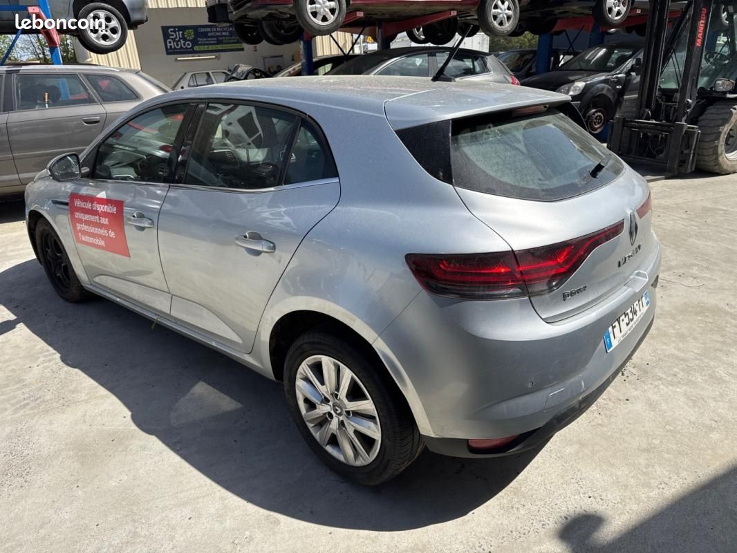 Renault Mégane 4 PHASE 1 1.5 BLUE DCI - 8V TURBO (image 2)