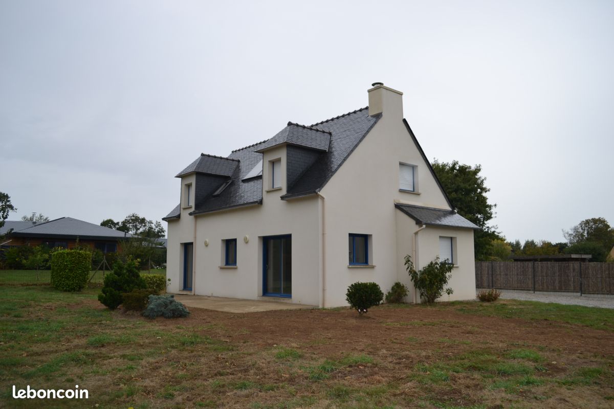 Maison 5 pièces 119 m² · à Roscanvel · 119 m² · 939 €/mois