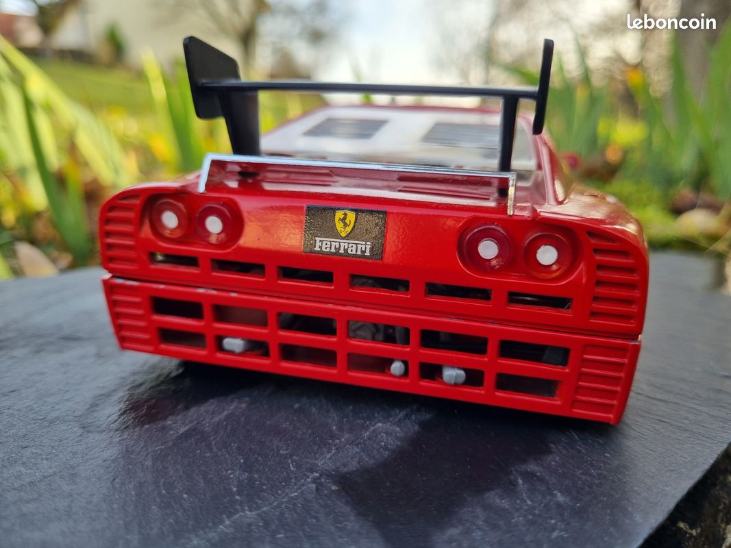 Ferrari GTO Evoluzione Rouge - Concept Car 1/18 - Jouef Evolution - Miniature Occasion