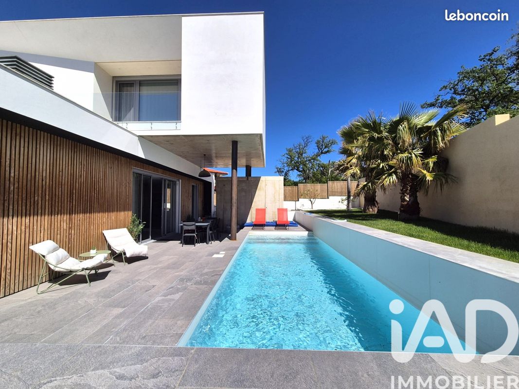 Maison 6 pièces 206 m² · à Perpignan · 206 m² · 713 000 €