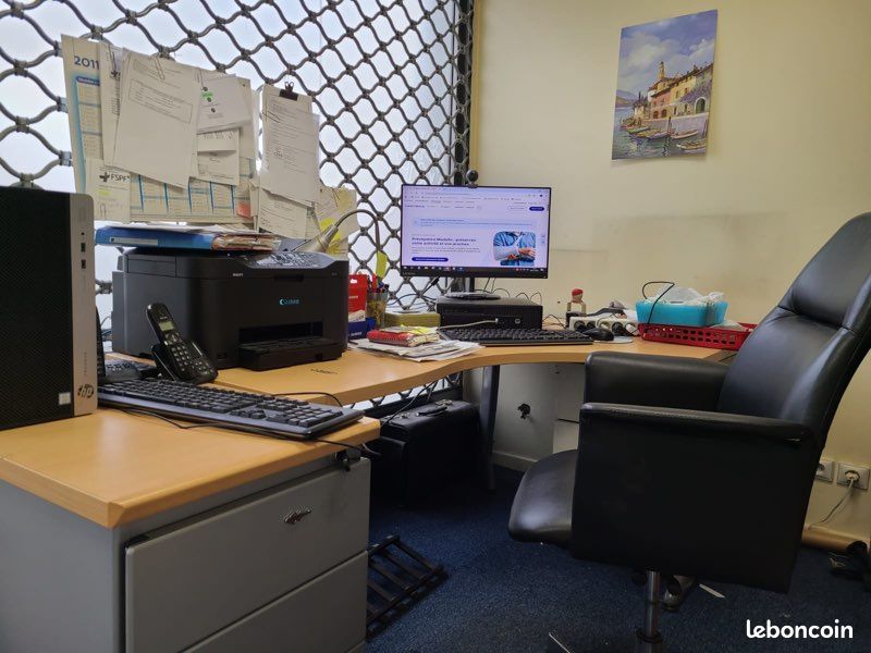 Bureau en bois (image 2)