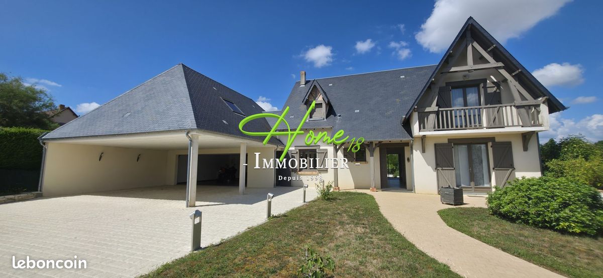 Maison 7 pièces 245 m² · à Fussy · 245 m² · 458 000 €