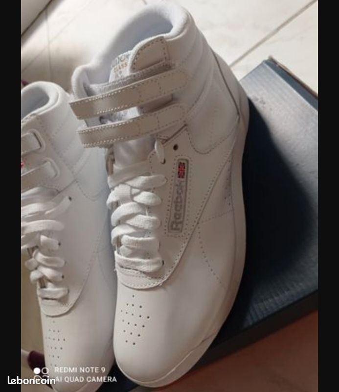 Reebok (image 2)
