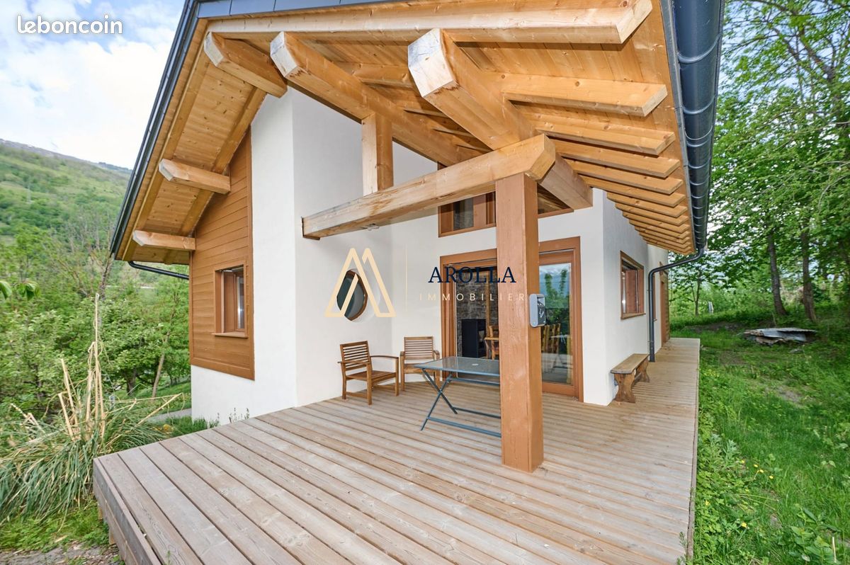 Maison 7 pièces 186 m² · à Bourg-Saint-Maurice · 186 m² · 880 000 €