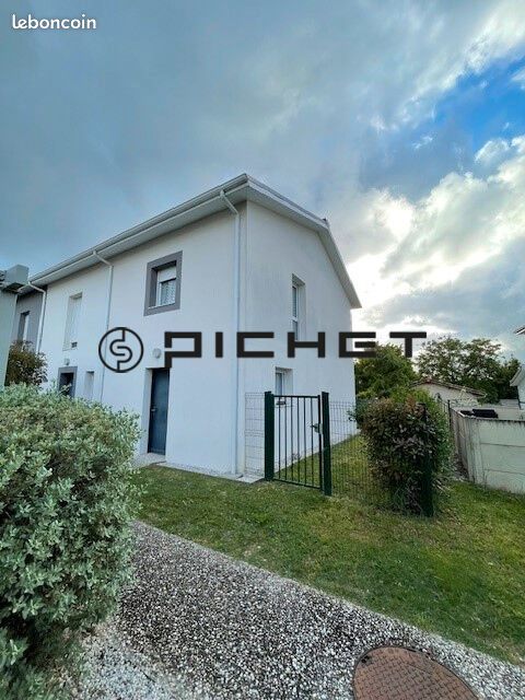 Maison 3 pièces 64 m² · à Bassens · 64 m² · 197 000 €