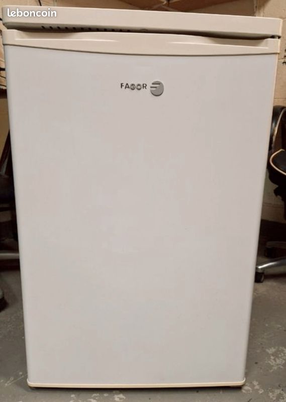 Petit frigo Fagor class A (image 2)