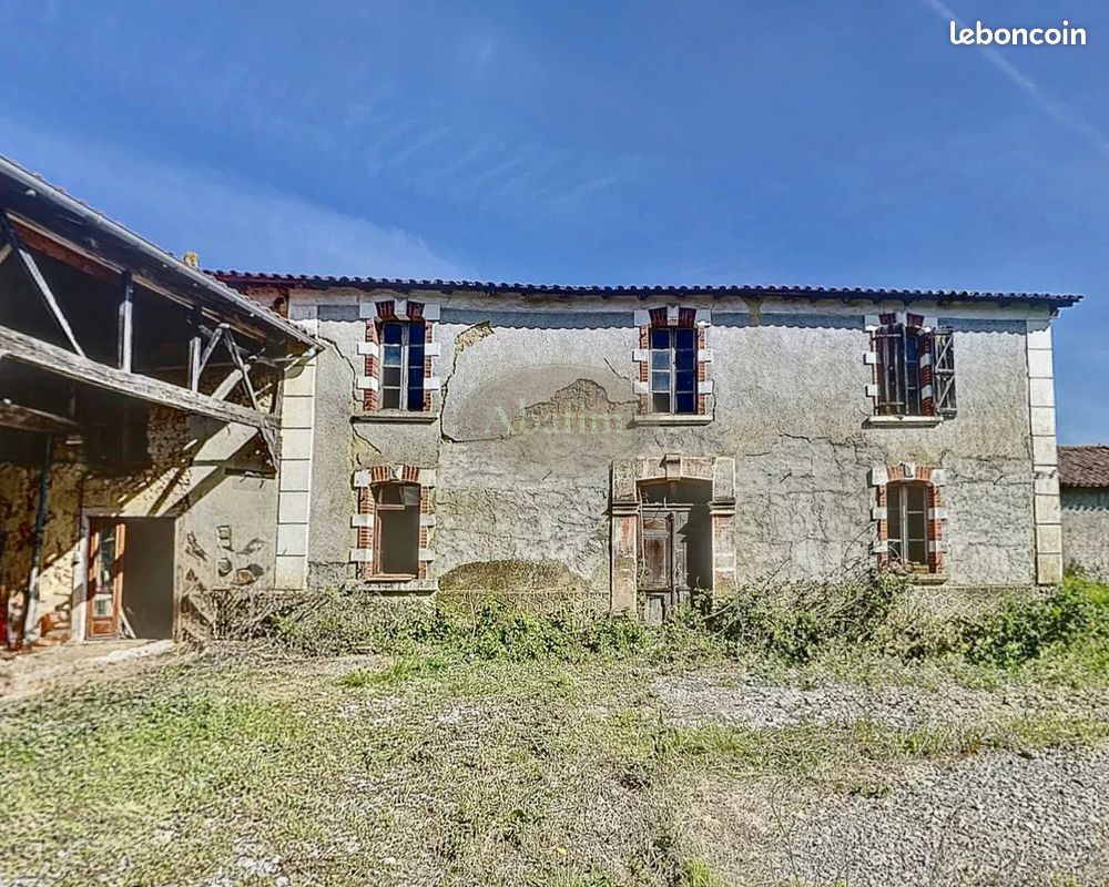 Maison 4 pièces 120 m² · à Lamarque-Rustaing · 120 m² · 35 000 €
