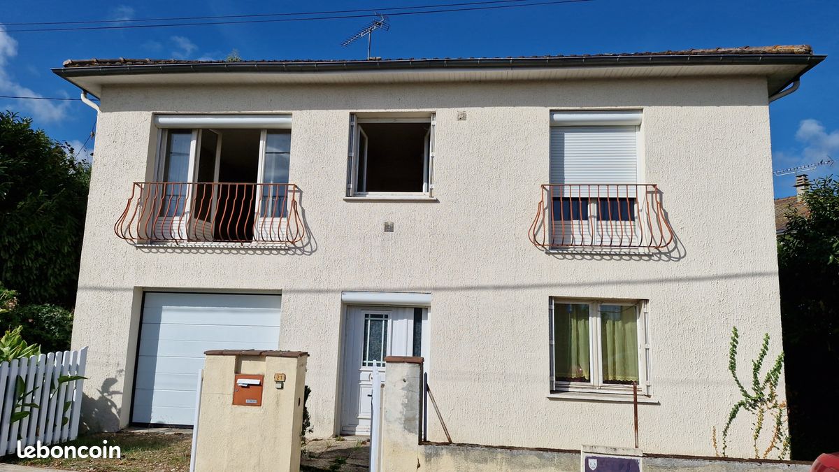 Maison 5 pièces 122 m² · à Naintré · 122 m² · 116 600 €