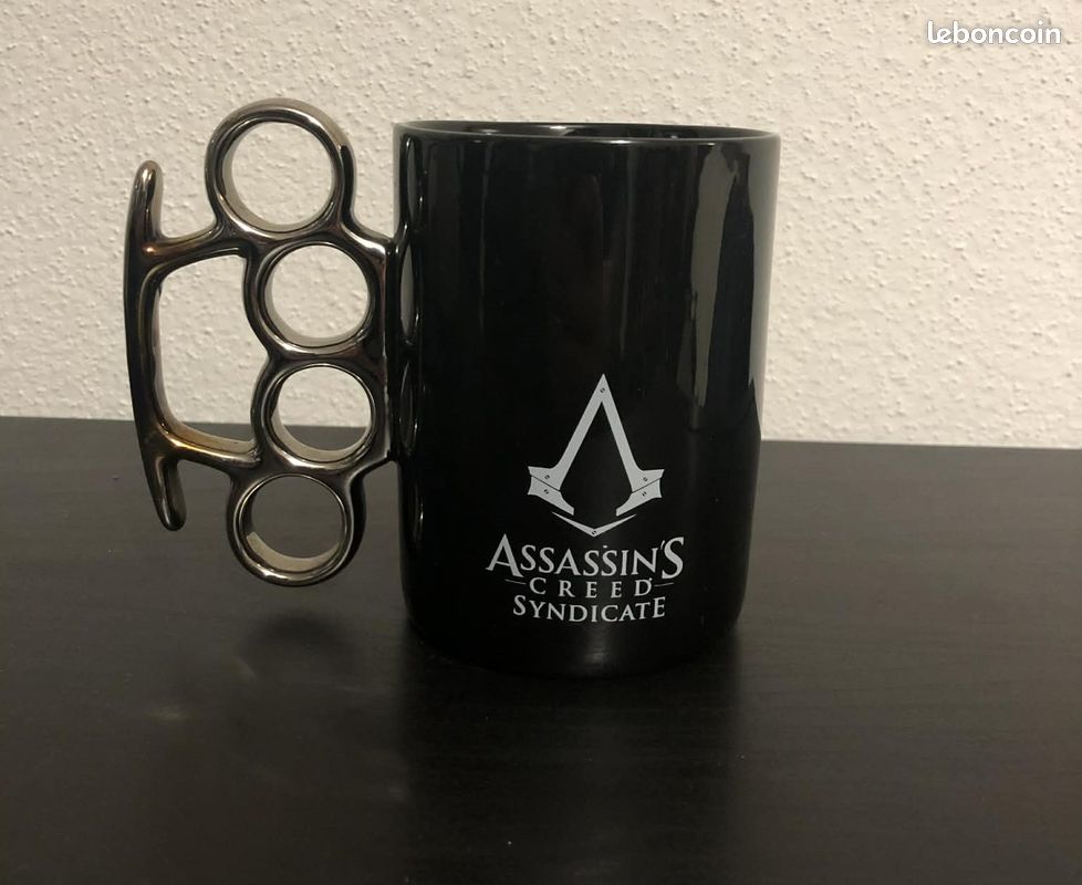 Mug Heat Change - Assassin's Creed - The Assassins - GAMING