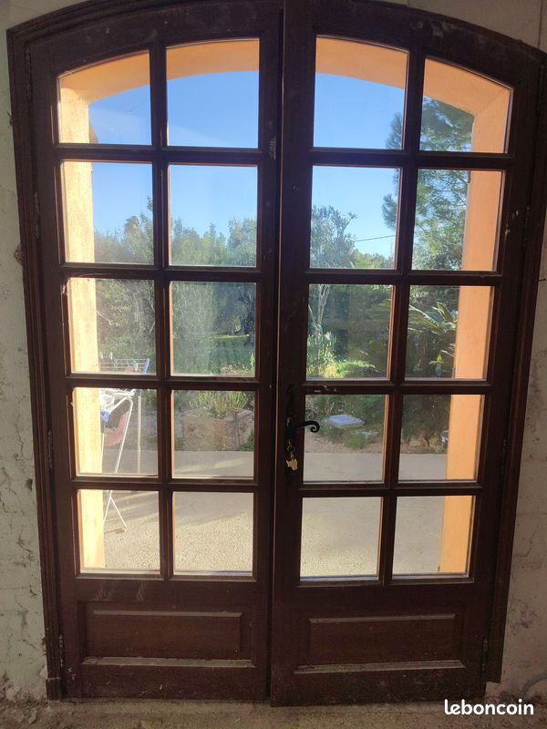 Vente LOT fenêtres & porte fenêtre en bois (image 2)