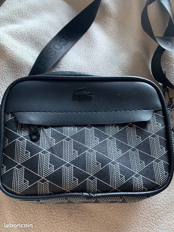 Sacoche Lacoste noir (image 1)