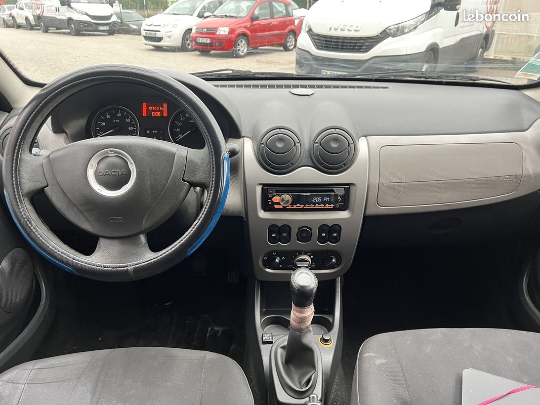 Dacia SANDERO 1.4 MPI 75CH GPL AMBIANCE (image 11)