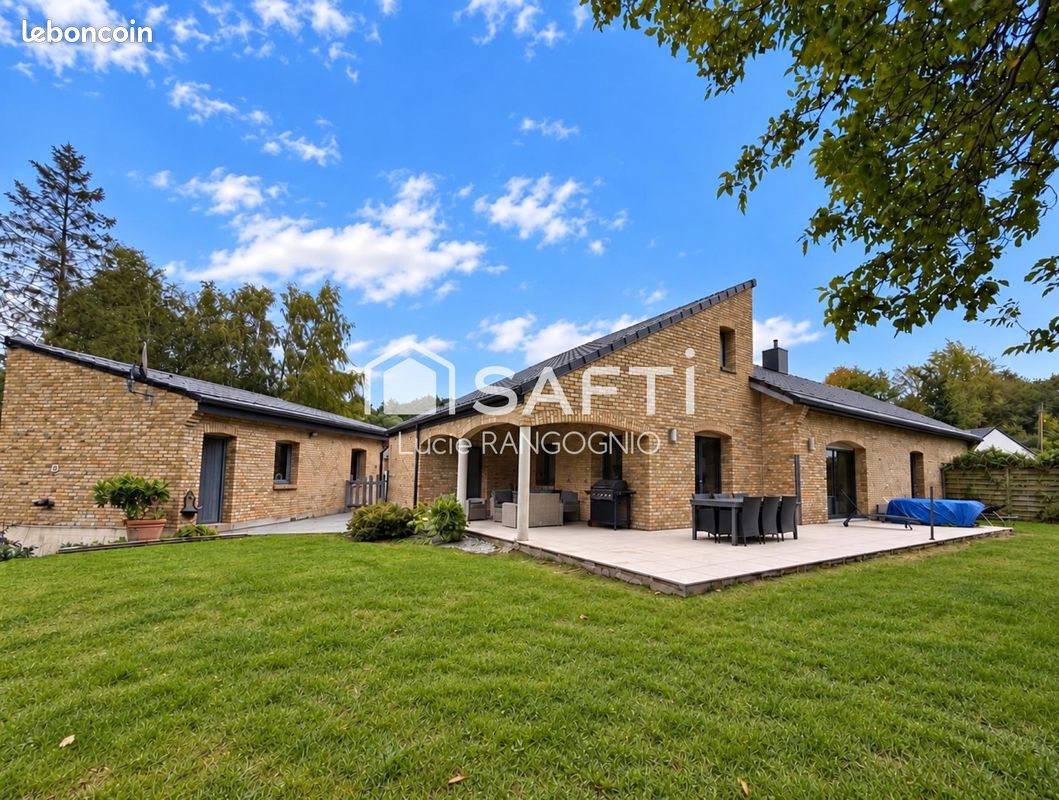 Maison 7 pièces 165 m² · à Quiestède · 165 m² · 325 000 €