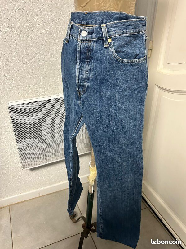 Carton58) Lots de deux Jeans Homme LEVI ‘STRAUSS&CO taille 42 voir toute les mesures (image 19)