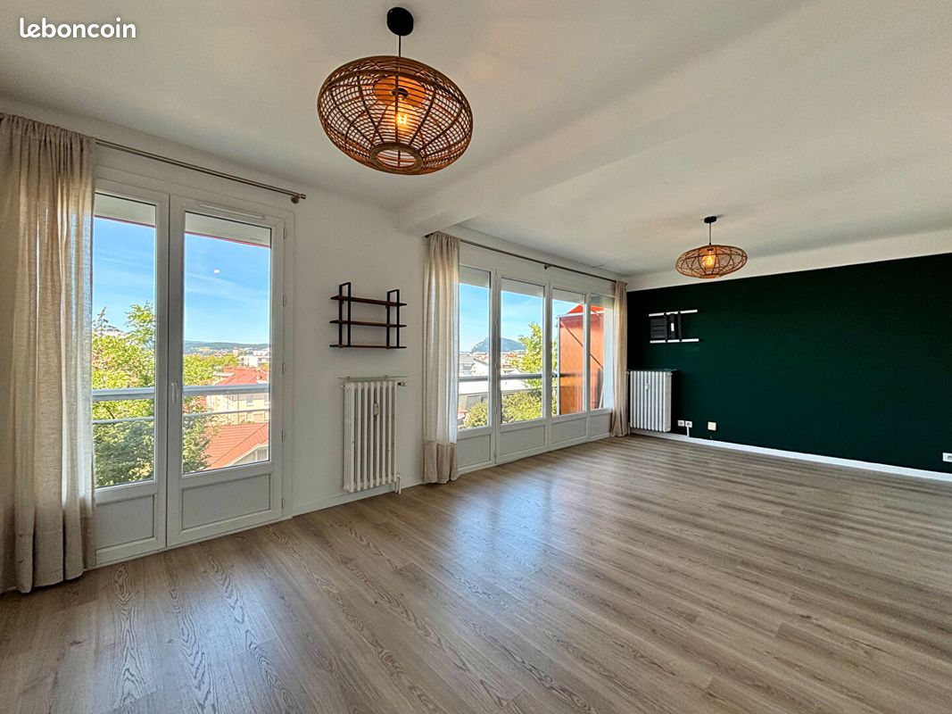 Appartement 3 pièces 72 m² · à Annecy · 72 m² · 1 500 €