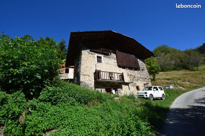 Chalet 2 pièces 85 m²