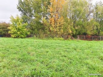 Terrain 450 m² · à Caumont-sur-Durance · 135 000 €
