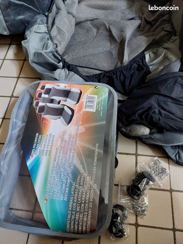 Jeu housse de voiture universel (image 1)
