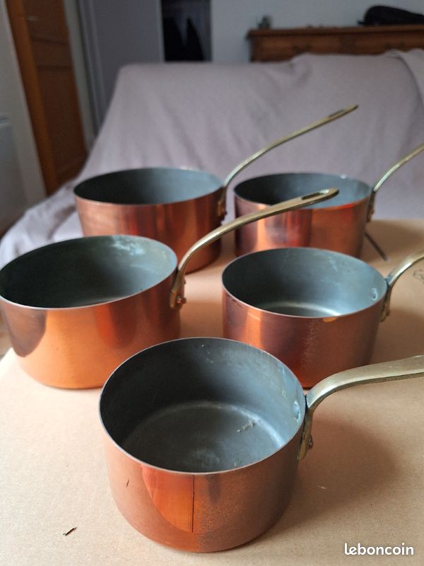 Lot de 5 casseroles anciennes en cuivre (image 3)