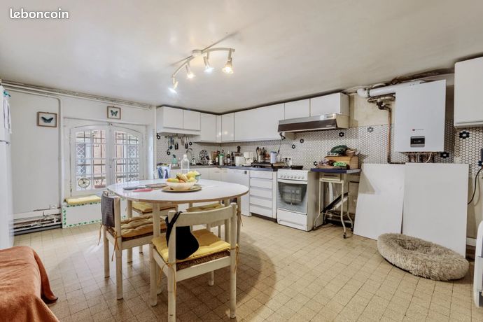 Appartement 5 pièces 166 m² — 8