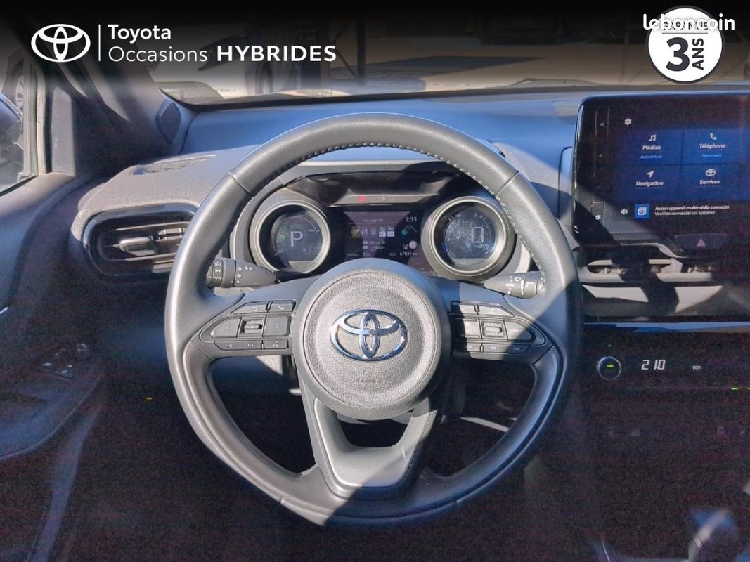 Toyota Yaris Cross 116h Design AWD-i MY22 (image 9)