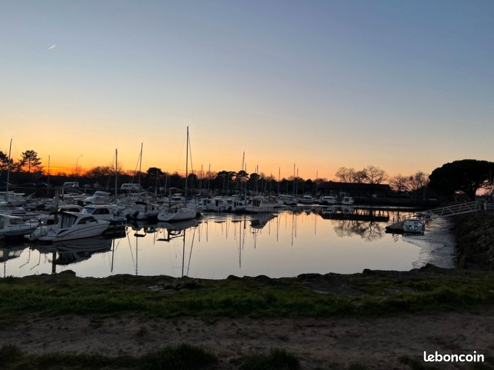 Terrain 800 m² Le Teich · 280 000 €