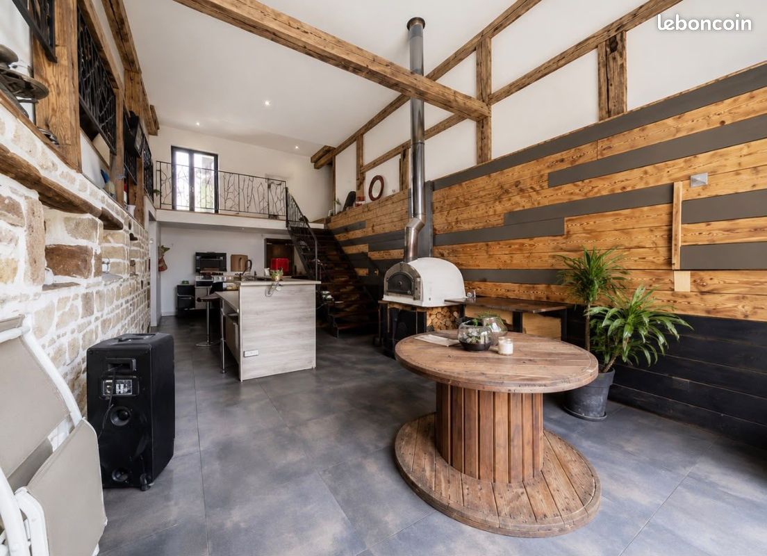 Maison 8 pièces 280 m² · à Roye · 280 m² · 239 000 €