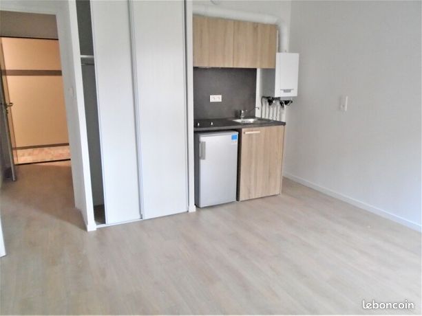 Studio 1 pièce 19 m²