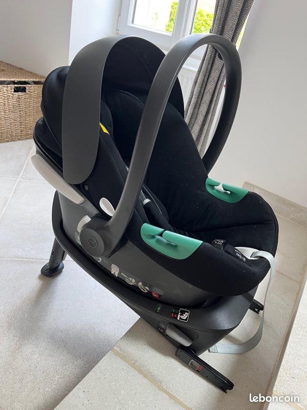 Coque + base isofix Cybex (image 1)