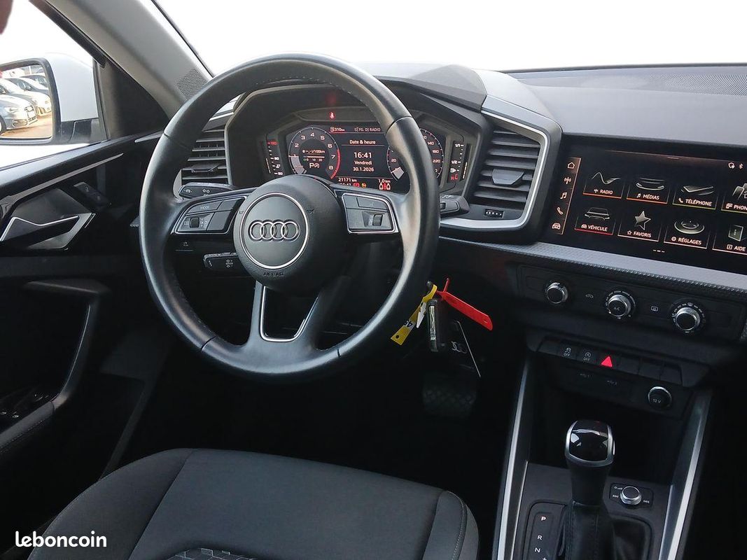 AUDI A1 Sportback 30 TFSI 110 ch S tronic 7 Advanced 2 (image 12)