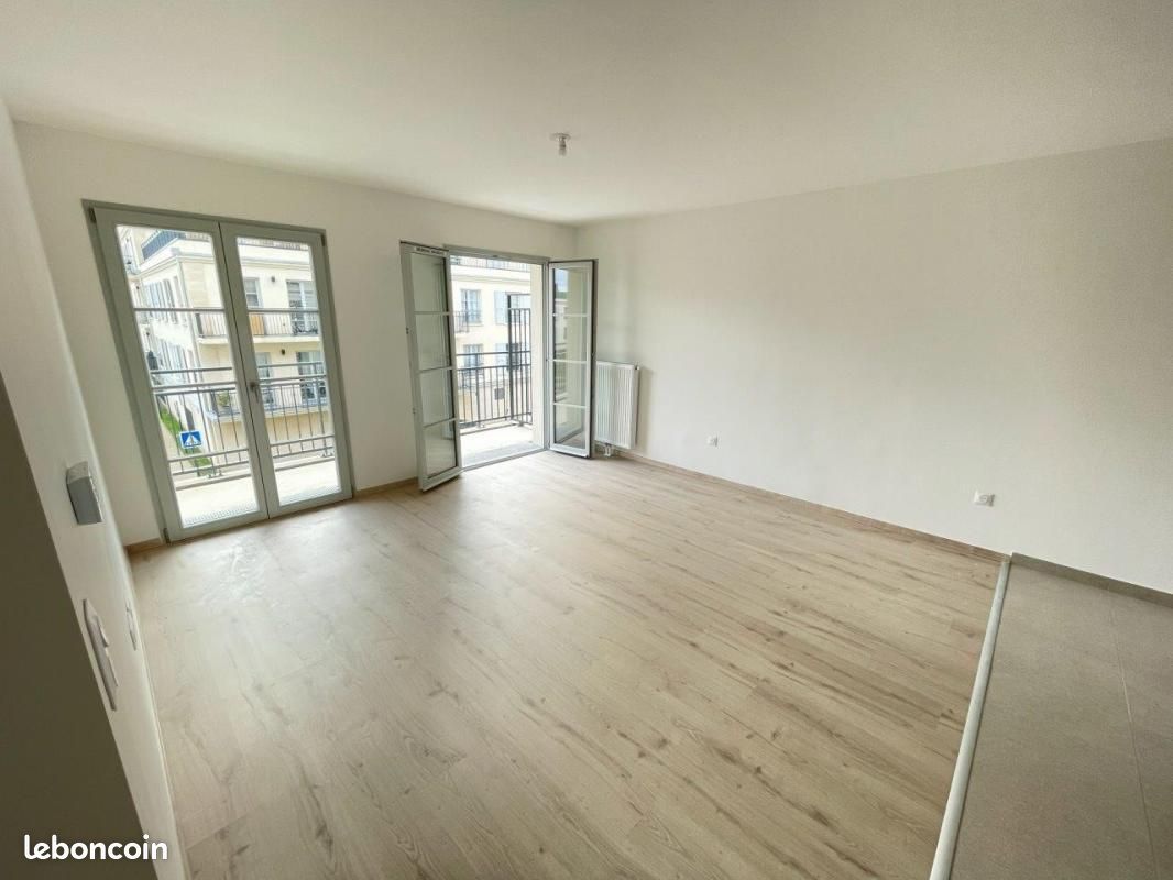 Appartement 3 pièces 60 m² · à Compiègne · 60 m² · 895 €/mois