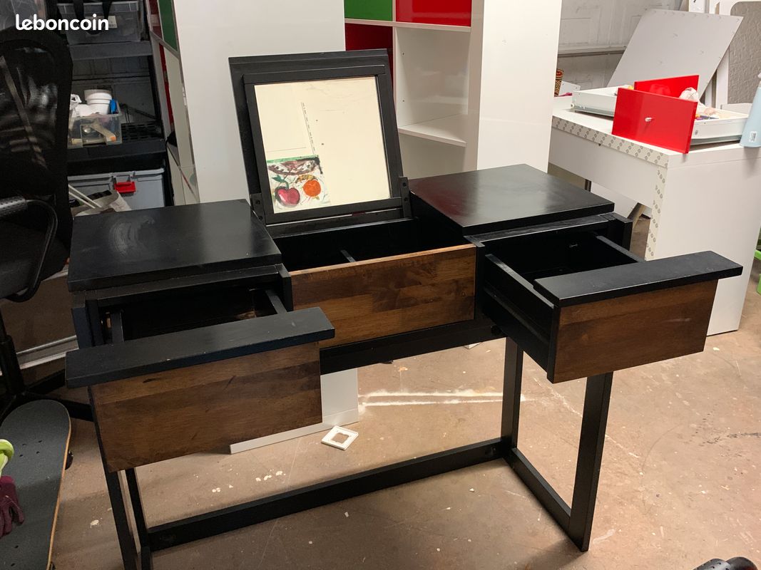 Bureau/coiffeuse en bois en très bonne état (image 1)